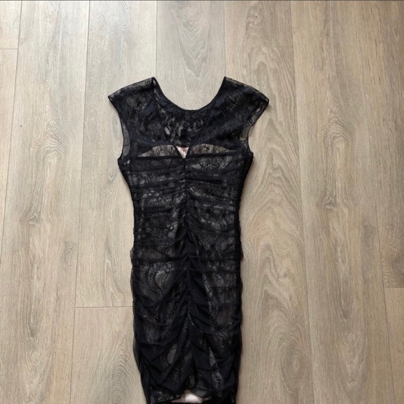 FINAL PRICE NEW Bebe crystal lace saige dress - Picture 5 of 6